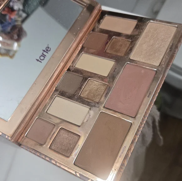 Tarte Rose Eyeshadow Palette - Picture 3 of 4